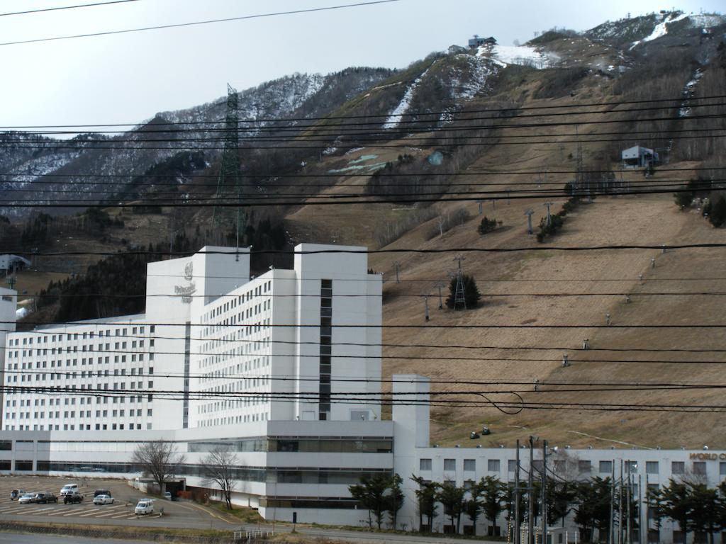 Hotel Tomiya Yuzawa  Extérieur photo
